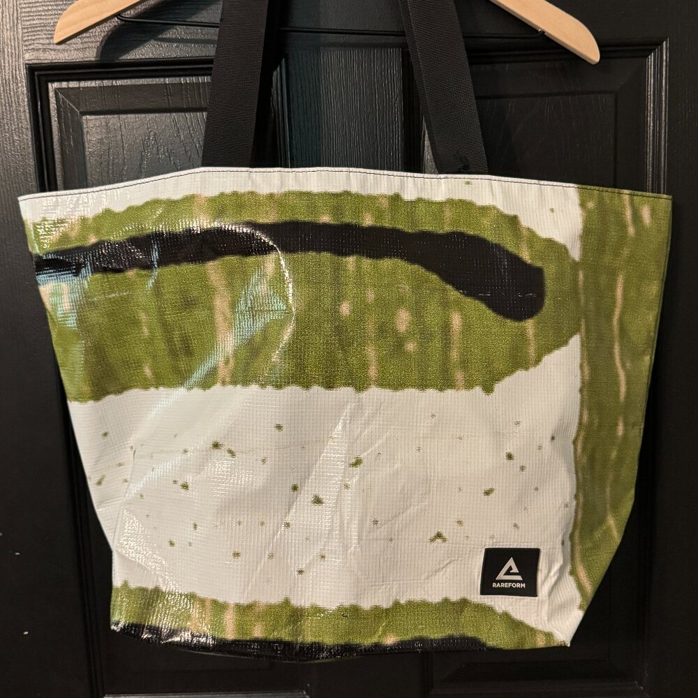 Rareform Recycled material tote bag green and black